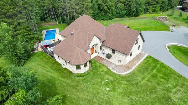 Manotick - Kars - Rideau Twp And Area, ON K0A 2T0,6769 DEER RUN PL