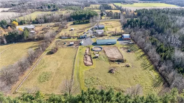 South Glengarry, ON K0C 2J0,19855 MAPLE RD