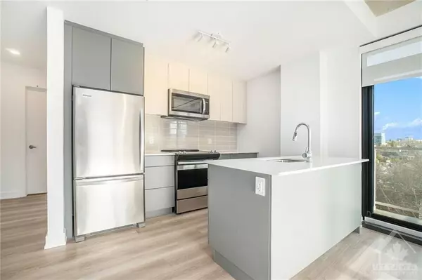 Carlington - Central Park, ON K1Z 0E1,820 ARCHIBALD AVE #504