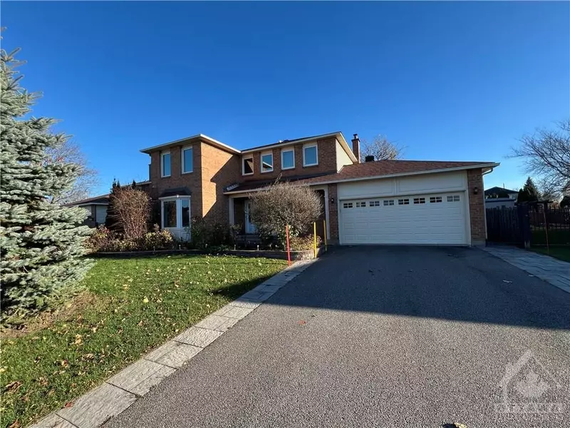 1307 TURNER CRES, Orleans - Cumberland And Area, ON K1E 2Y5