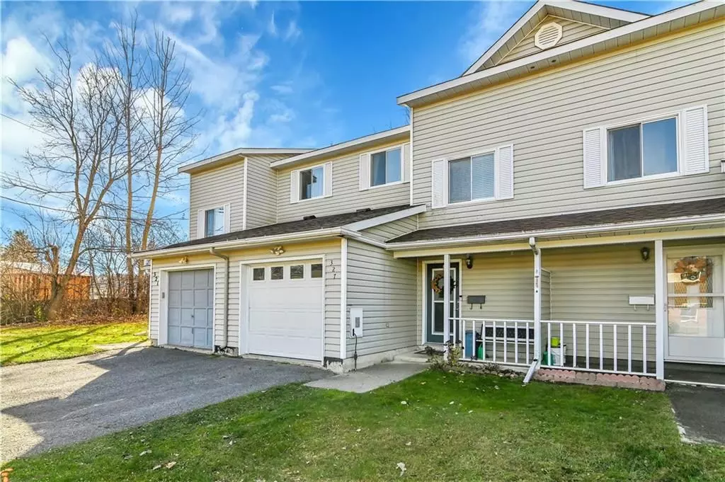 Renfrew, ON K7V 4B6,327 AIRTH BLVD