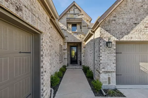 Highland Village, TX 75077,4306 Highwoods Trail