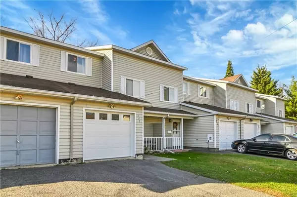 Renfrew, ON K7V 4B6,327 AIRTH BLVD