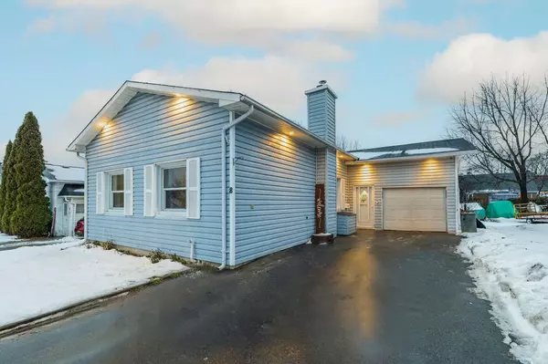 8 Mckenzie AVE, Smiths Falls, ON K7A 3G5