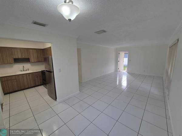 Hollywood, FL 33021,3510 Polk St  #1