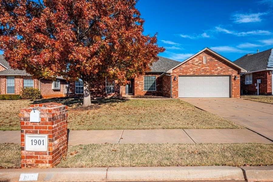 1901 Oxford Street, Edmond, OK 73013