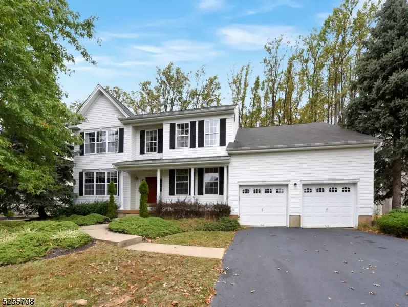 6 Woodfield Ct, Franklin Twp., NJ 08540