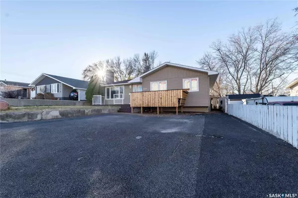 Moose Jaw, SK S6H 3W2,1314 Henleaze AVENUE