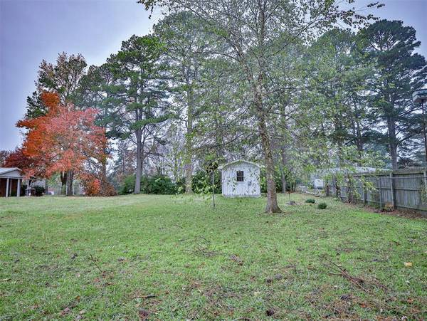 123 Randall Road, Broken Bow, OK 74728