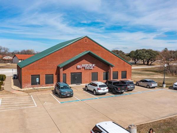 Willow Park, TX 76087,5077 Interstate 20 service Road #100