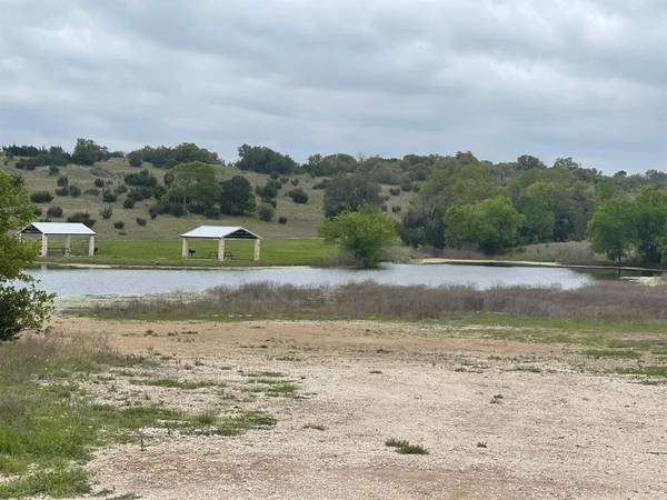 1830 Hidden Oaks Trail, Glen Rose, TX 76690