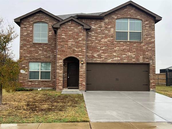 8901 Mossy Creek Lane, Fort Worth, TX 76123