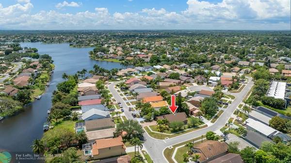 741 Lake Wellington Dr,  Wellington,  FL 33414