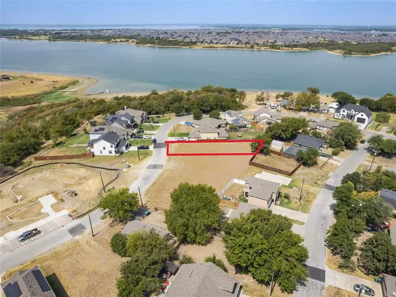 7618 W Shore Drive, The Colony, TX 75056