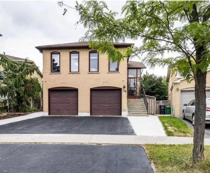 50 Newgreen CRES #Upper, Brampton, ON L6S 4X9