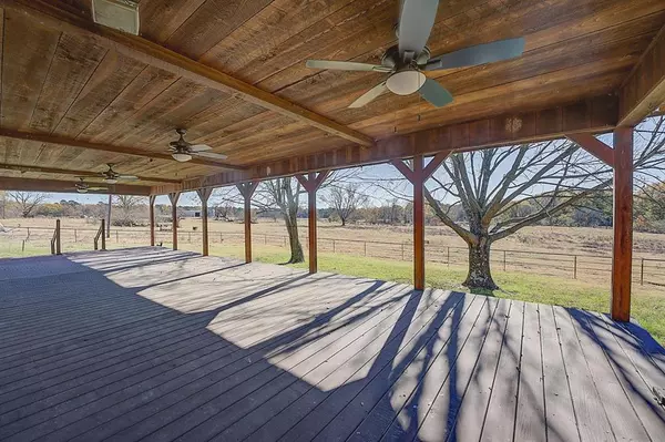 New Boston, TX 75570,504 CR 2008