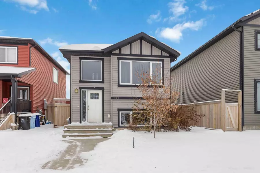 109 Roy LN, Fort Mcmurray, AB T9J 1L9