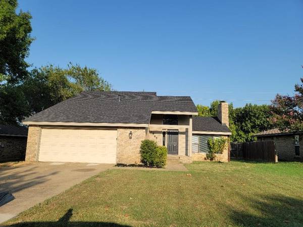 1885 Cliff View Drive, Lewisville, TX 75077