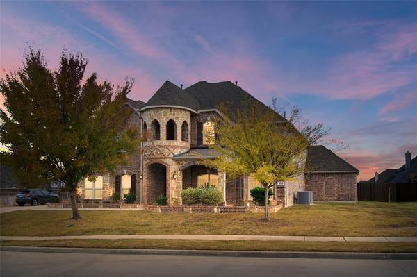 4606 Waterford Glen Drive, Mansfield, TX 76063