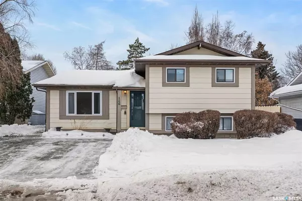 Saskatoon, SK S7J 4M5,146 Weyakwin DRIVE