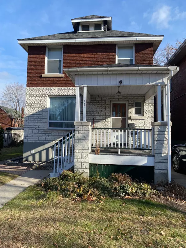 157 BAYSWATER AVE, West Centre Town, ON K1Y 2G4