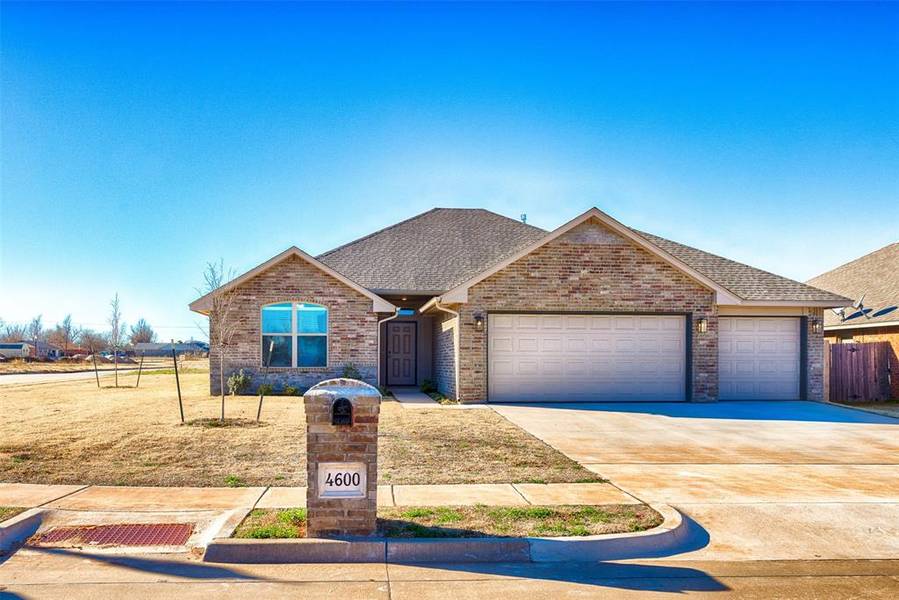 4600 River Mesa Drive, Yukon, OK 73099