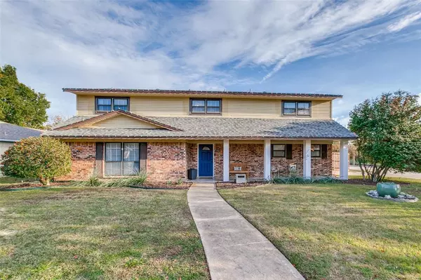 Richardson, TX 75081,2006 Scarlet Oak Drive