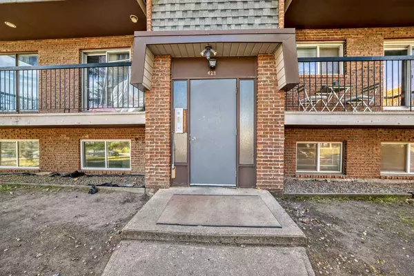 Calgary, AB T2R1E3,427 Huntsville CRES NW #101