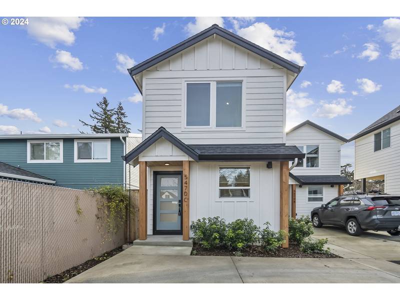 5470 SE BYBEE BLVD #C, Portland, OR 97206