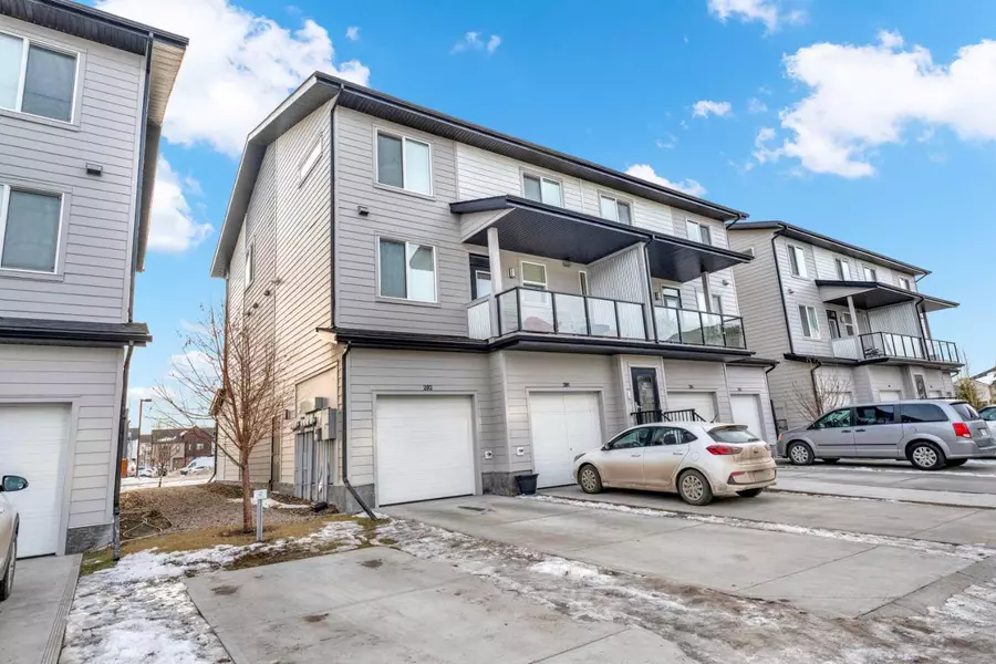 135 Redstone Northeast #202, Calgary, AB T3N 1M6