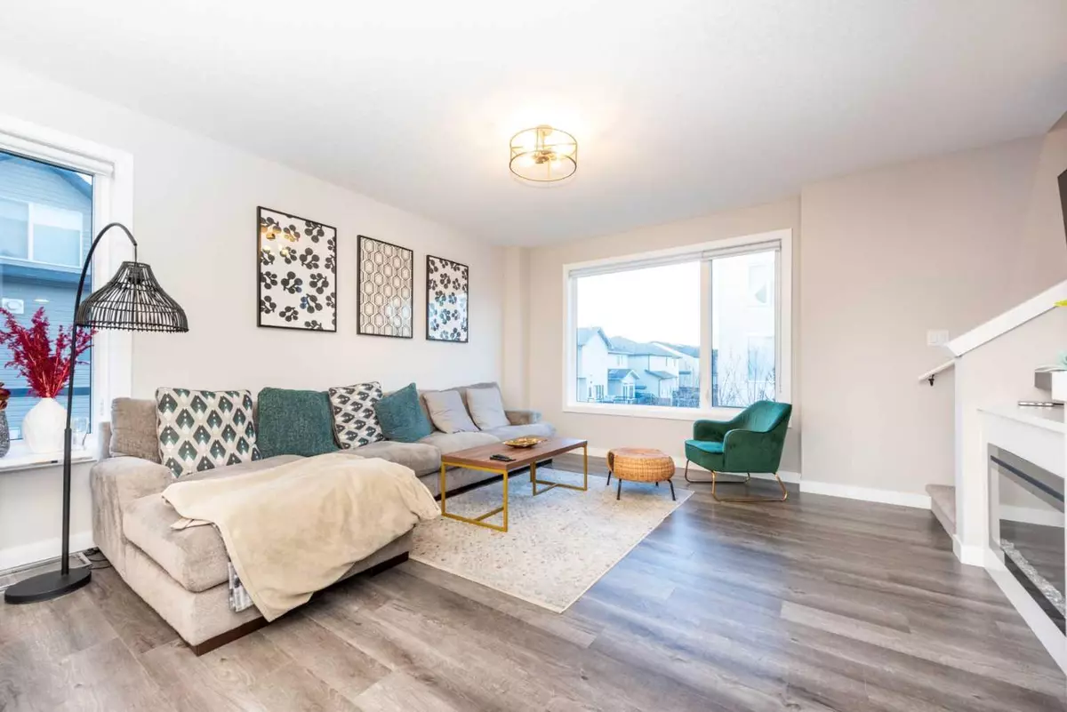 Calgary, AB T3N 1Y8,135 Skyview Ranch CIR NE