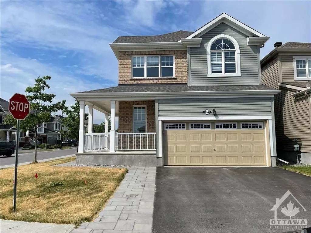 Barrhaven, ON K2C 3H2,651 BROAD COVE CRES