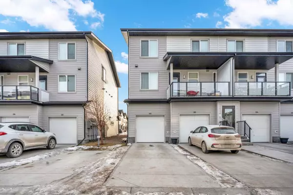 Calgary, AB T3N 1M6,135 Redstone NE #202