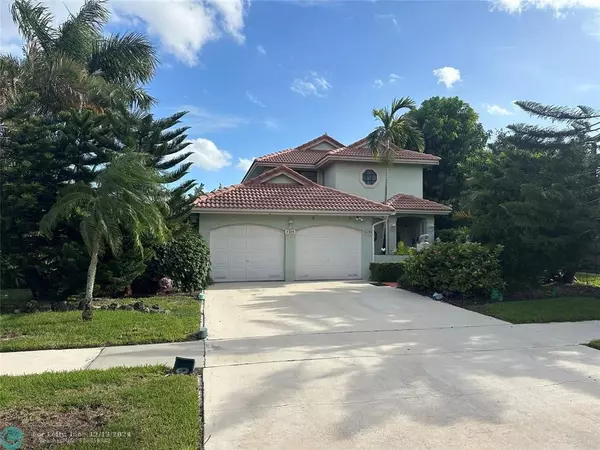 4104 NW 5th Dr, Deerfield Beach, FL 33442