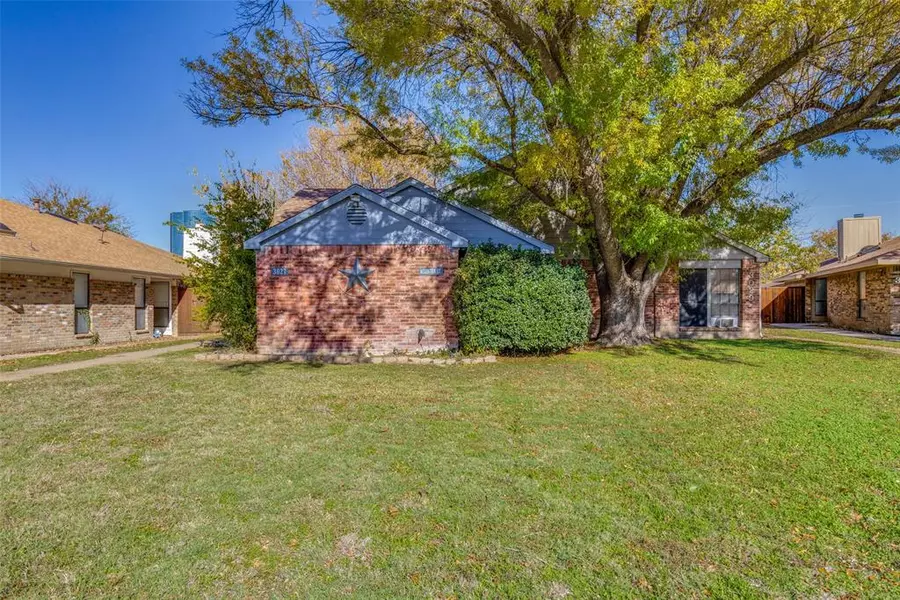 3027 Allister Street, Dallas, TX 75229