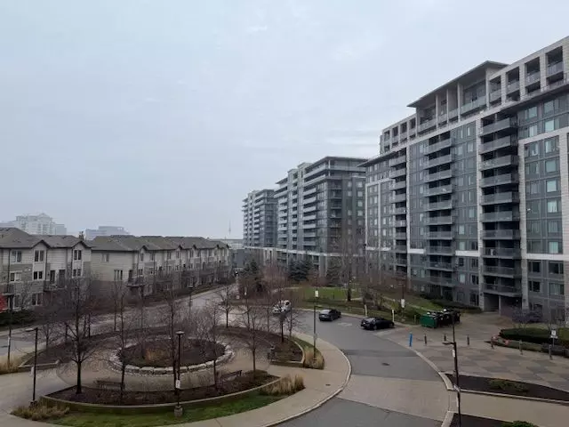 233 South Park RD #501, Markham, ON L3T 0B3