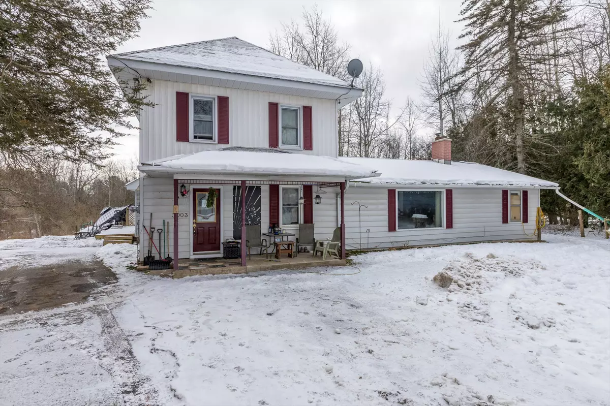 Smith-ennismore-lakefield, ON K0L 2H0,3003 Clear Lake RD