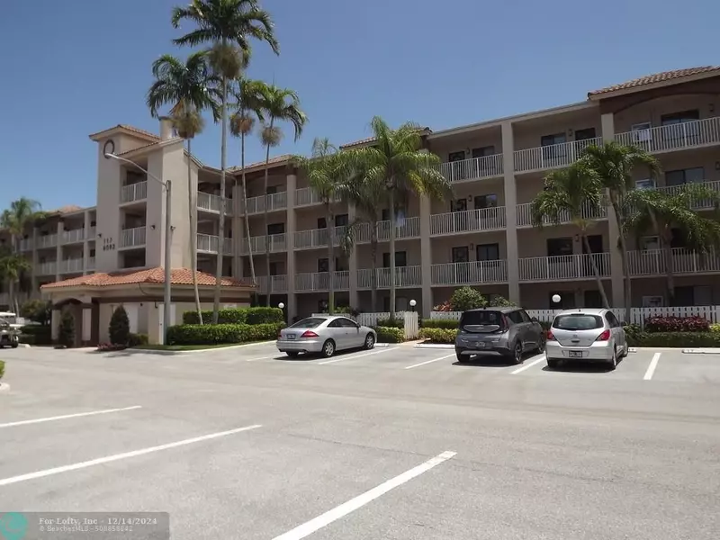 6093 Pointe Regal Cir  #409, Delray Beach, FL 33484