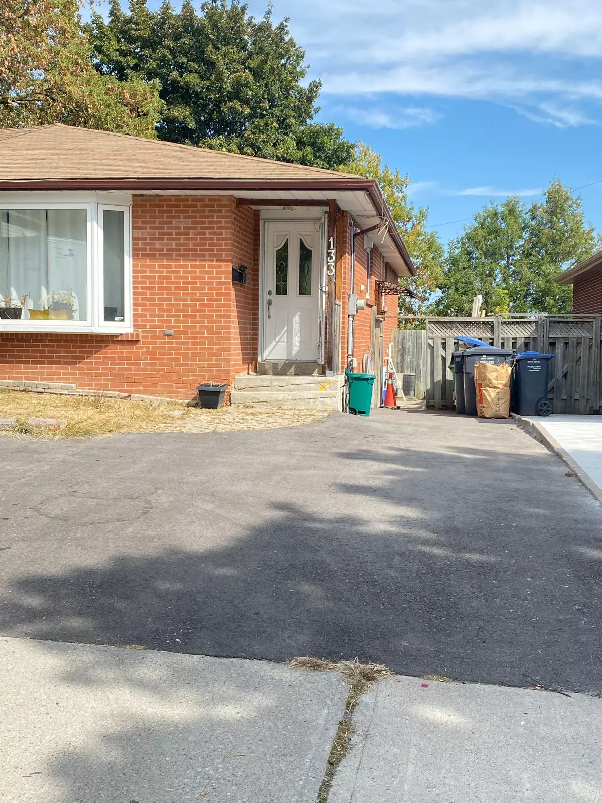 Mississauga, ON L5M 3C8,133 Bonham BLVD #Bsmt