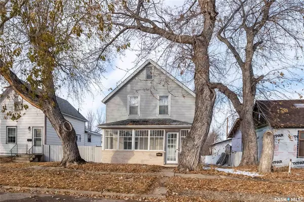 342 Iroquois STREET W, Moose Jaw, SK S6H 5B2