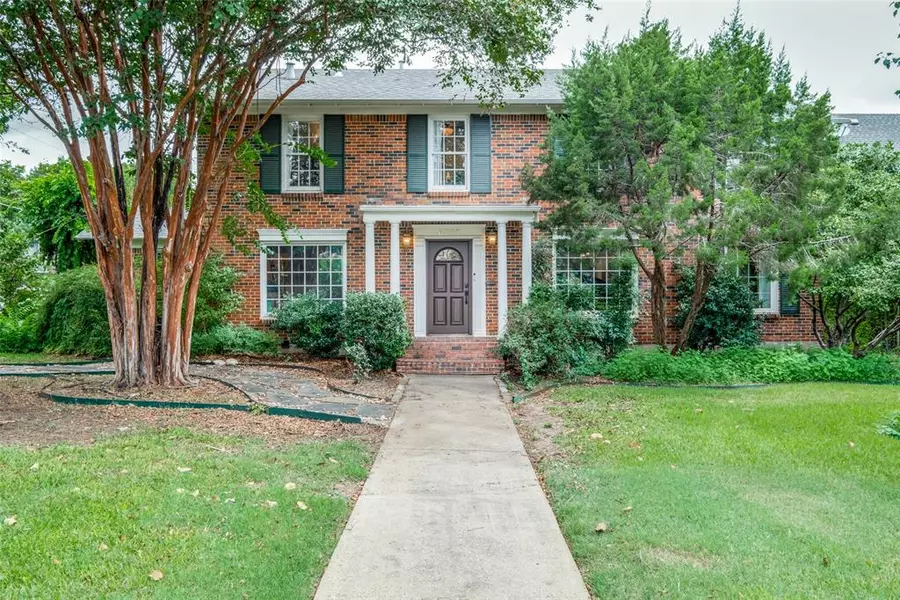 6707 Gaston Avenue, Dallas, TX 75214