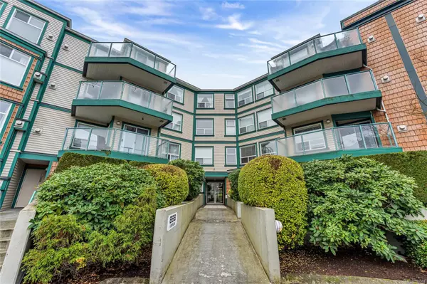 898 Vernon Ave #309, Saanich, BC V8X 2W6