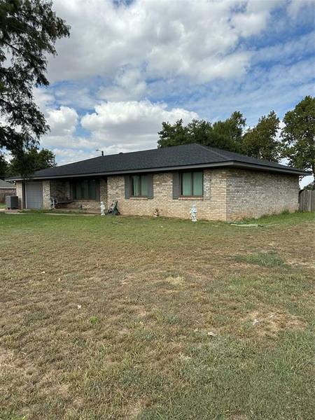 14917 Country Lane, Kingfisher, OK 73750