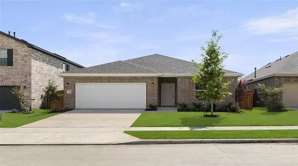 3244 Apple Creek Avenue, Heartland, TX 75114