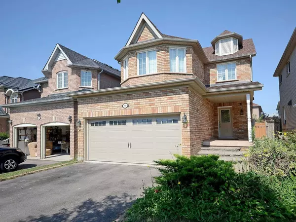 Mississauga, ON L5W 1L4,717 Salinger CT