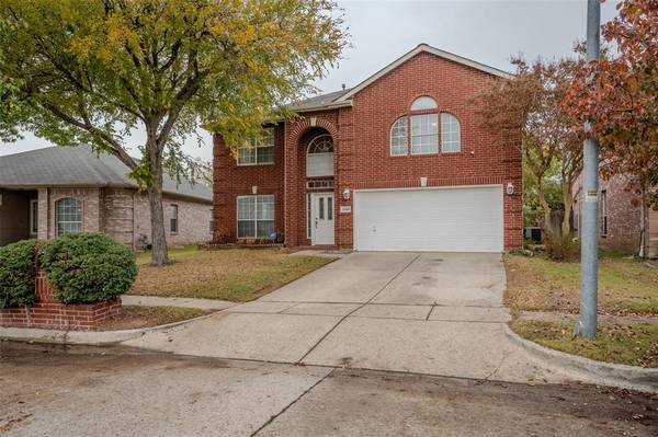 1148 Trinity Trail, Saginaw, TX 76131