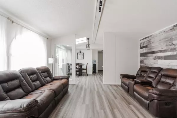 Fort Mcmurray, AB T9K 2H9,188 Caouette CRES