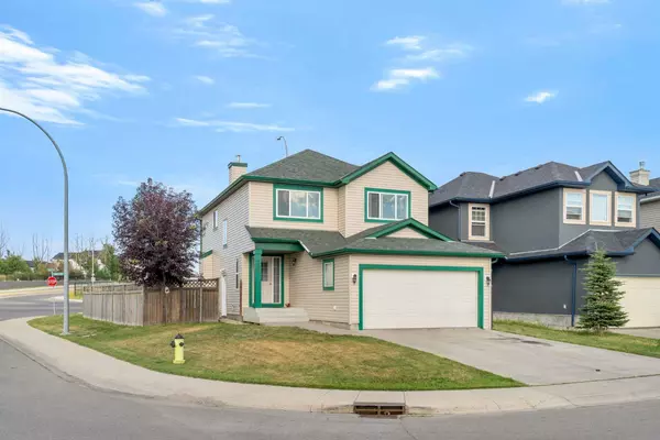 Calgary, AB T3J5B7,250 Saddlecrest Close NE