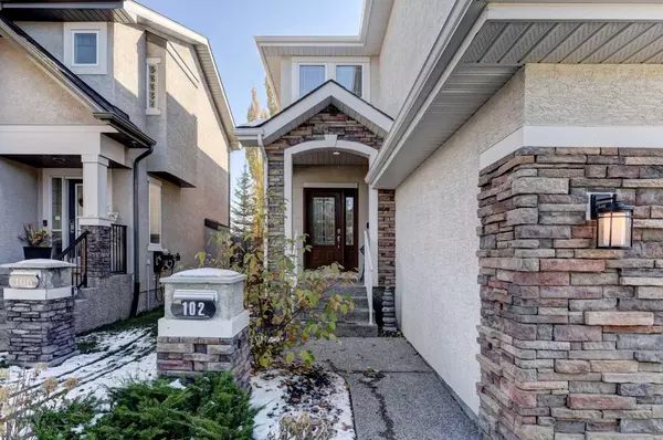 Calgary, AB T3B 5Y9,102 Valley Crest Rise NW