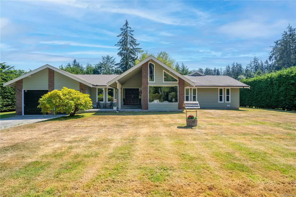 Sooke, BC V9Z 0T1,7079 Deerlepe Rd